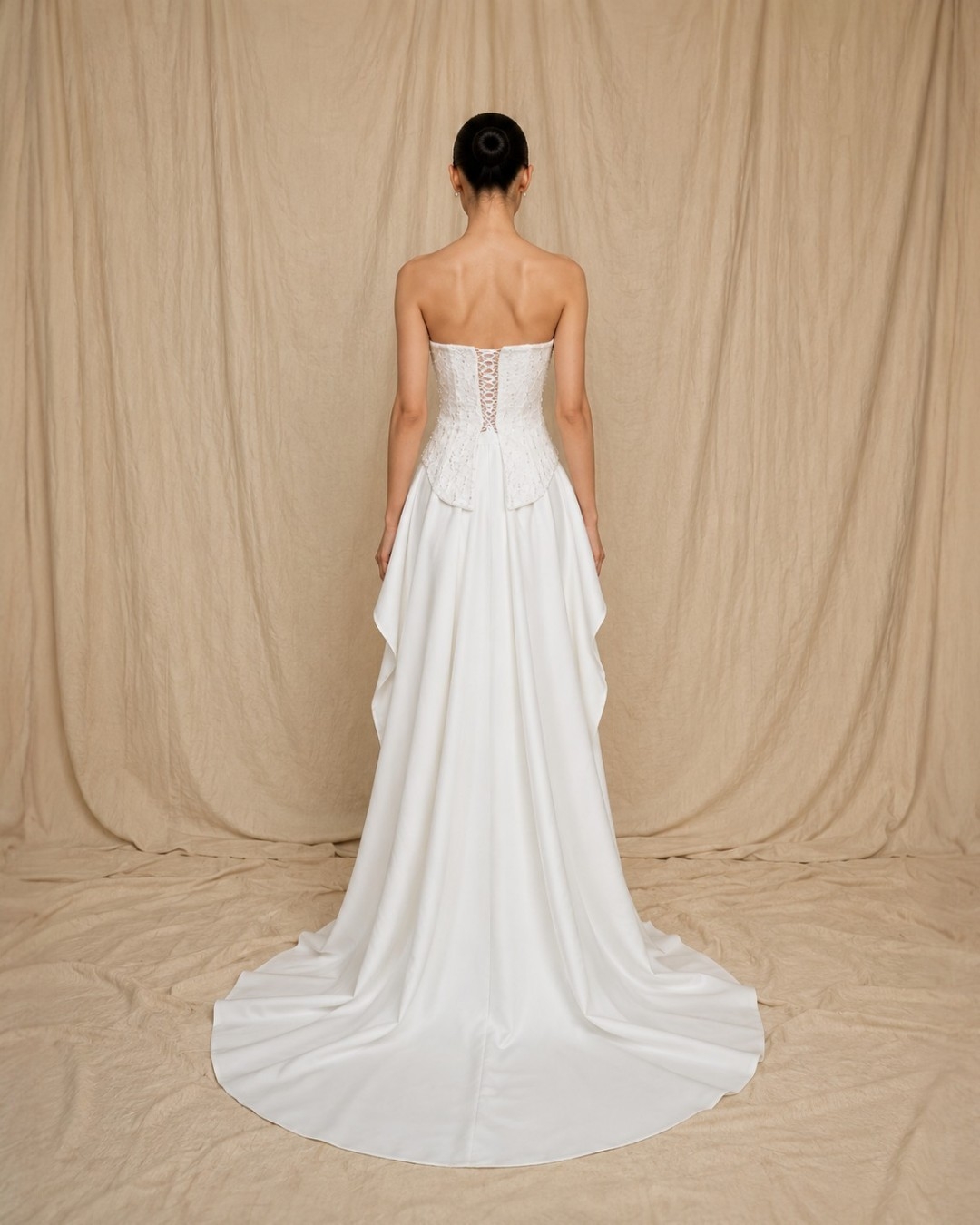 White model 1b